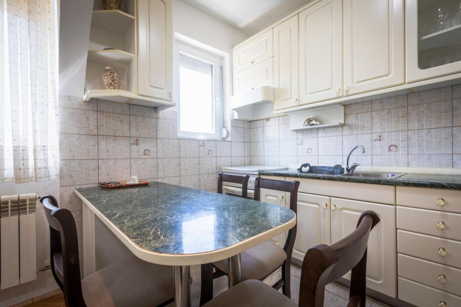 Apartment Rosi *